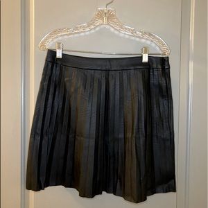 Faux leather pleated mini skirt